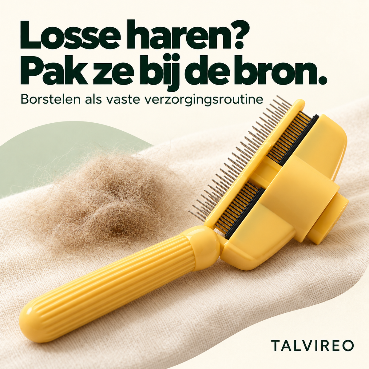 Vachtborstel met verzamelde losse haren